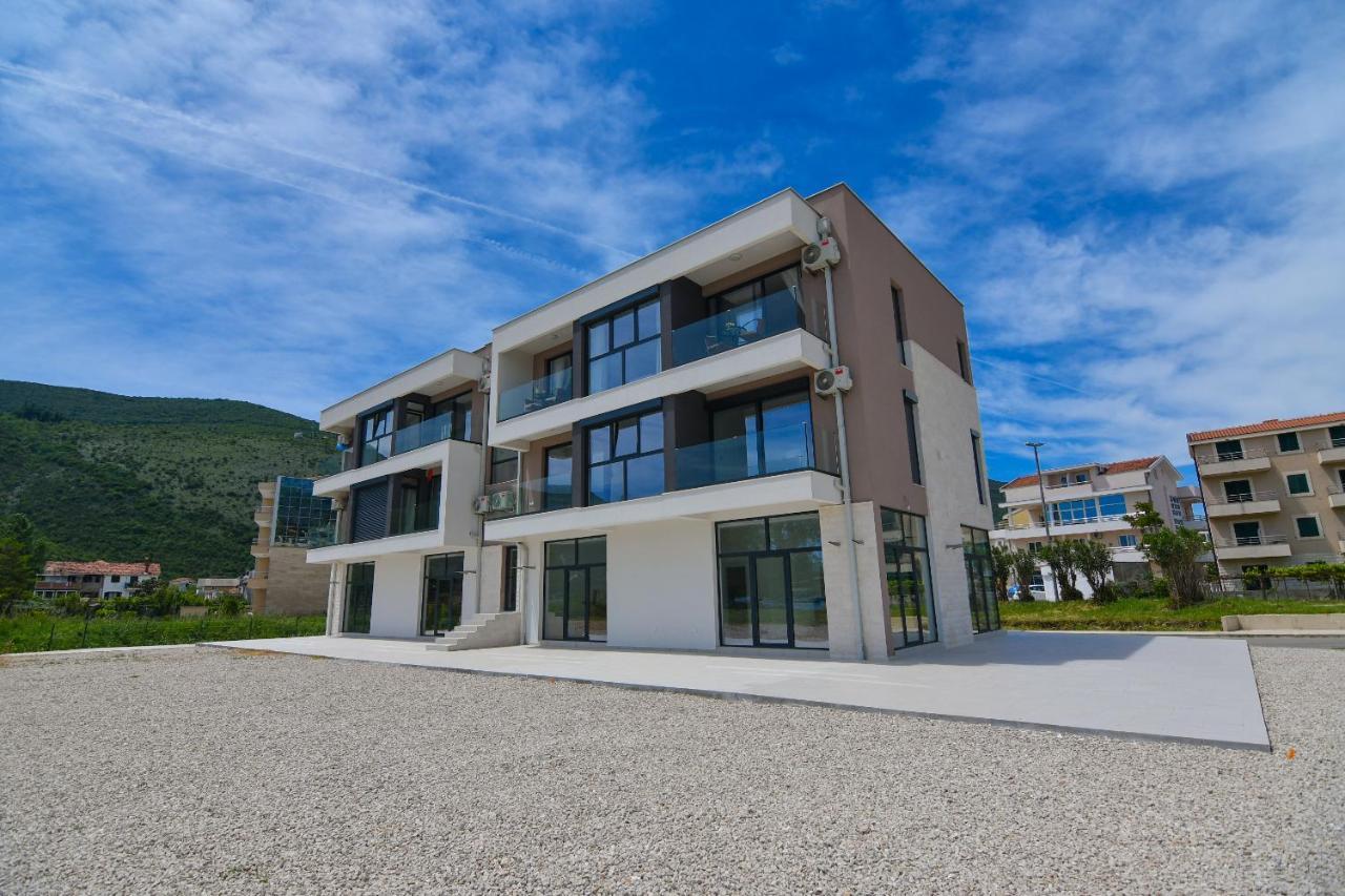 Apartmani Porat Igalo Exterior photo